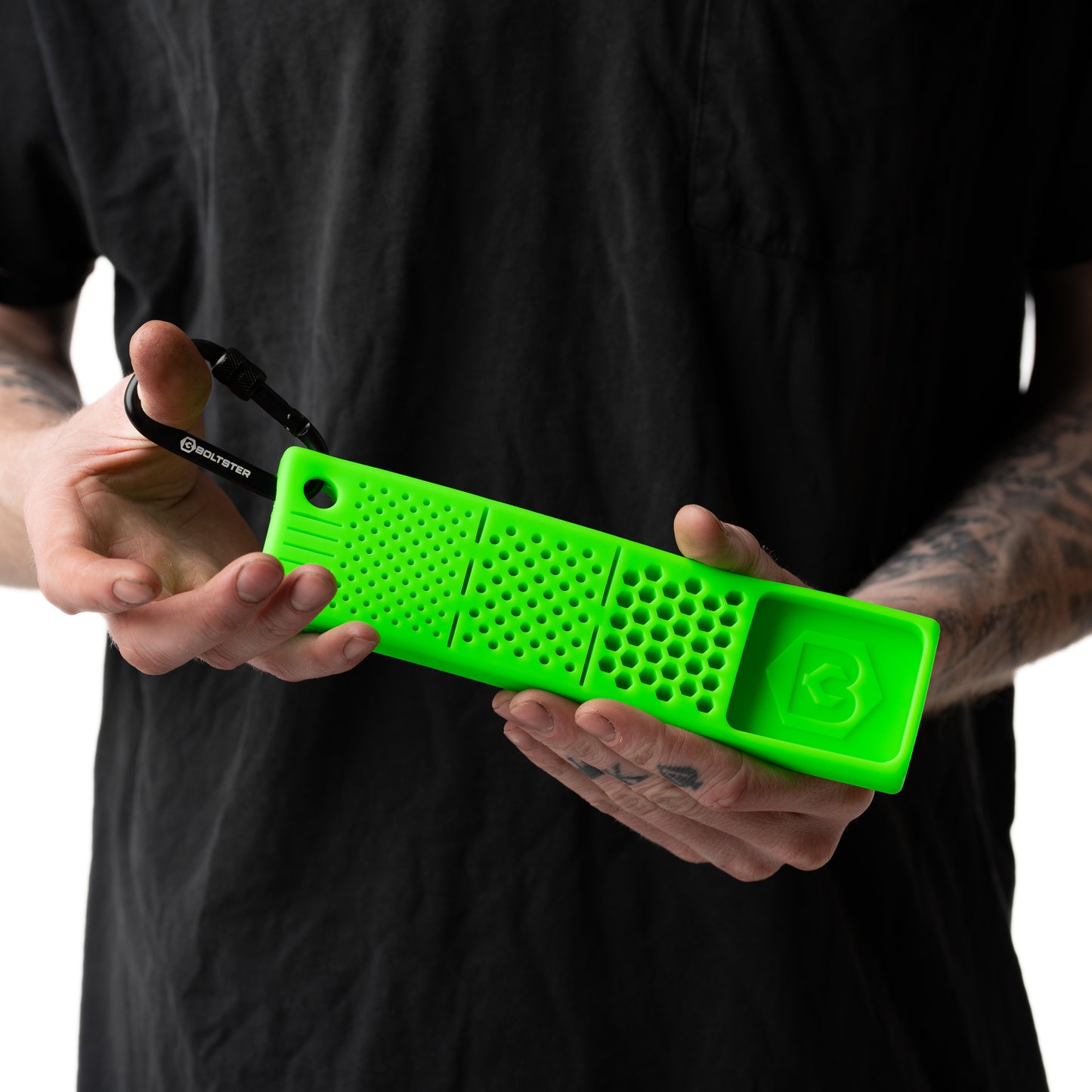 BITSTER® 2.0 — Belt-Attachable Magnetic Fastener & Small Parts Organizer